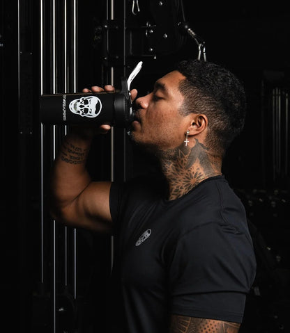 Gymreapers 27oz Shaker Bottle – BPA-Free Protein Shaker Cup with Leak-Proof Screw Cap – Dishwasher Safe Pre Workout Drink Bottle for Gym, Supplements, Smoothies – Made in USA